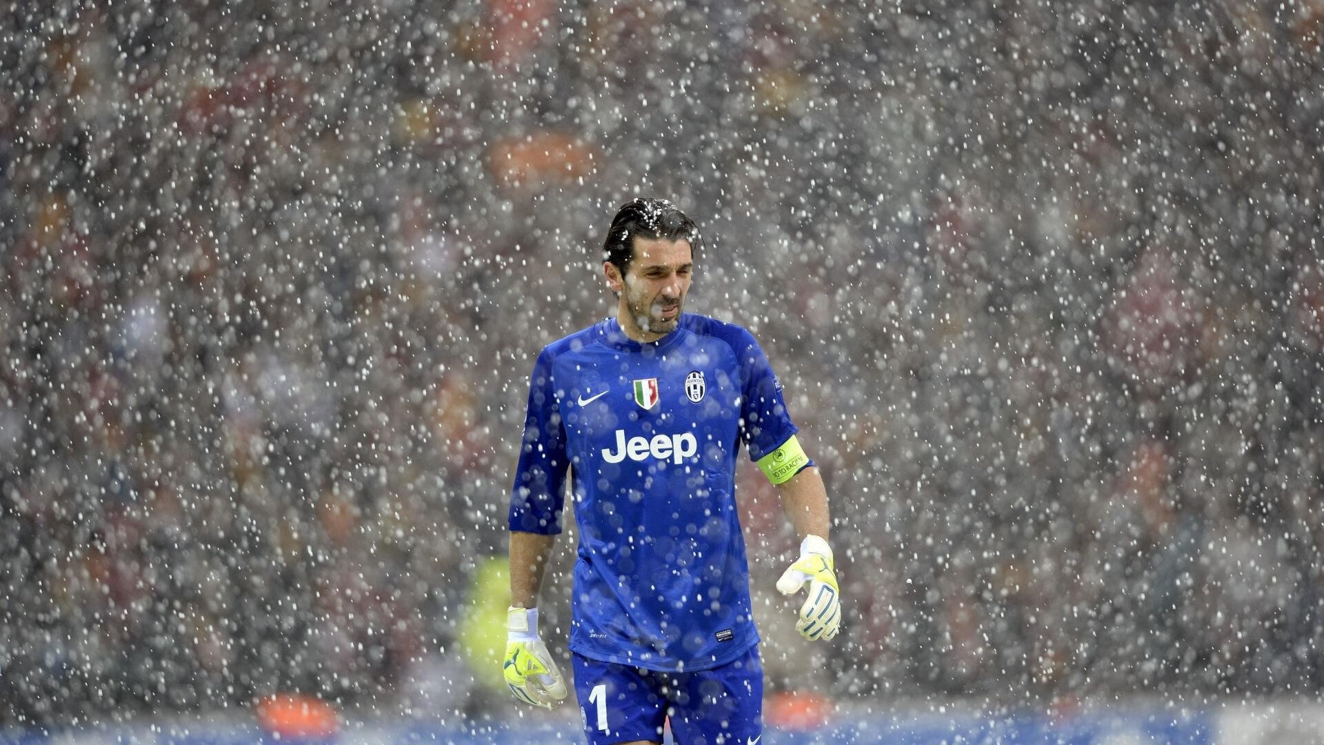 中国女篮的拼搏点燃全国激情，看看中国女篮